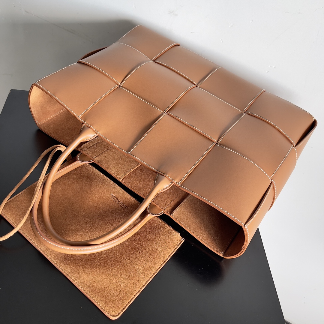 Bottega Veneta Shopping Bags